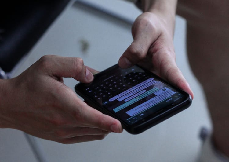 Automatização de Respostas no WhatsApp: O Guia Completo para Pequenas Empresas